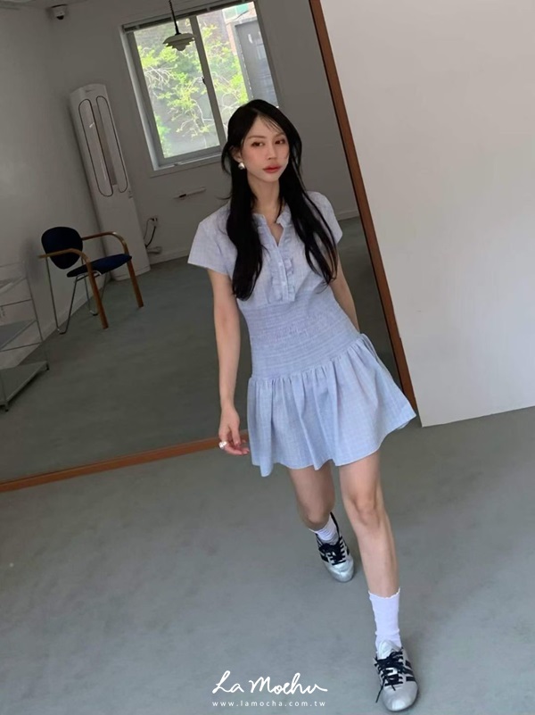 泡泡布小包袖格紋洋裝